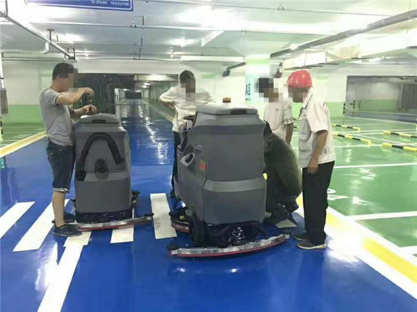 買洗地機(jī)應(yīng)注意的問題