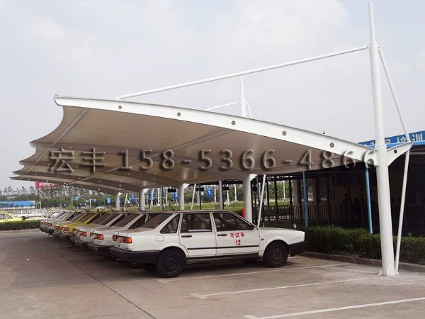 膜結(jié)構(gòu)汽車棚